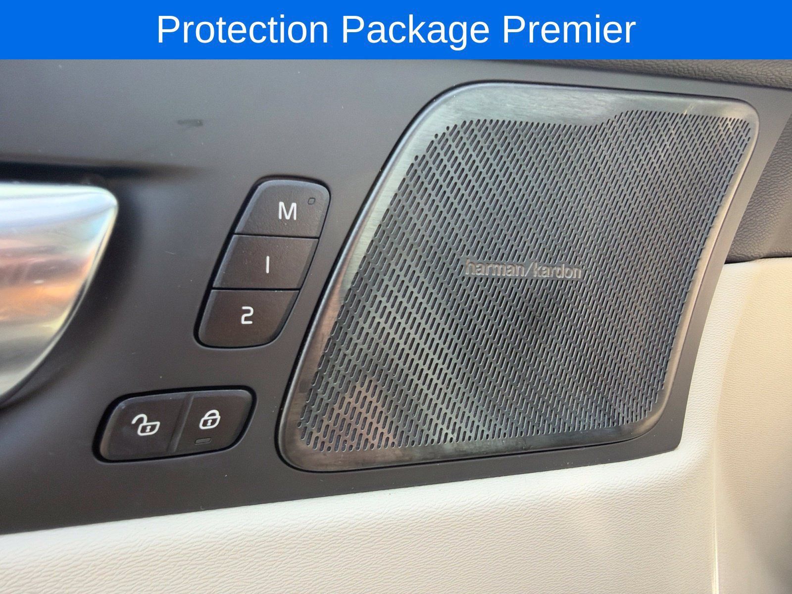 Used 2025 Volvo XC60 B5 Ultra w/ Protection Package Premier AWD/4WD image 5