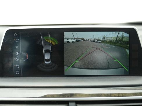 Used 2016 BMW 750i xDrive AWD/4WD image 61