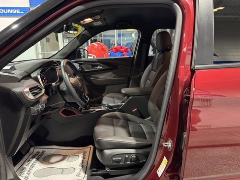 Used 2023 Chevrolet TrailBlazer RS image 7