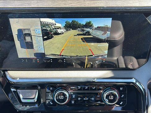 New 2026 GMC Sierra 2500 AT4 w/ AT4 Premium Plus Package AWD/4WD image 35