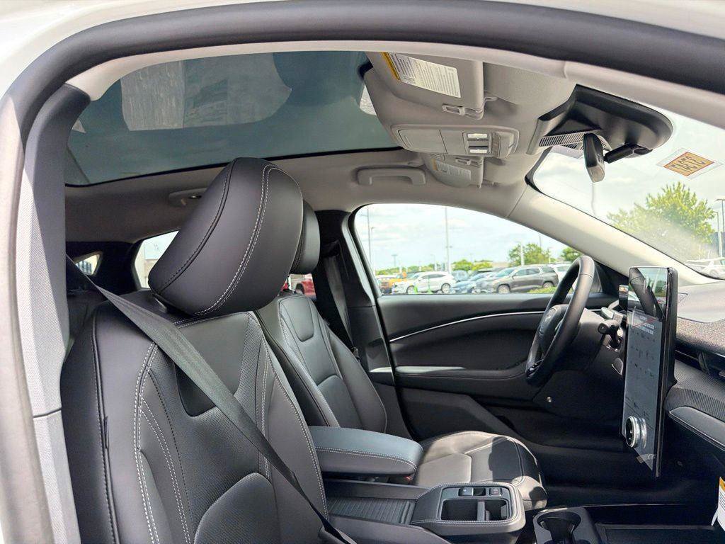 New 2026 Ford Mustang Mach-E Premium AWD/4WD image 19