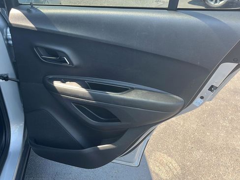 Used 2019 Chevrolet Trax Premier image 24