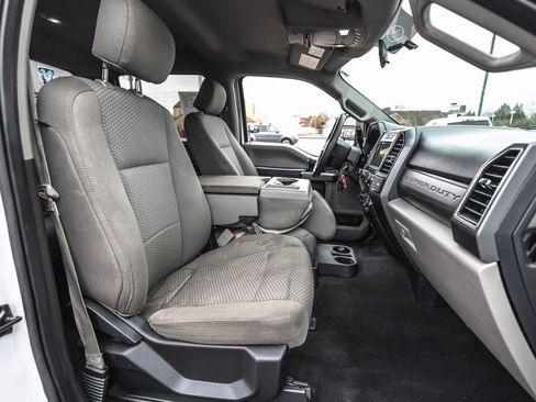 Used 2019 Ford F350 XLT w/ XLT Value Package image 29