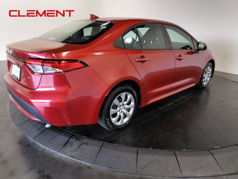 Used 2020 Toyota Corolla LE image 5