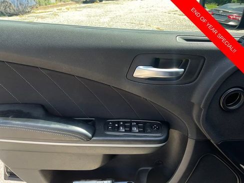 Used 2020 Dodge Charger SXT image 11