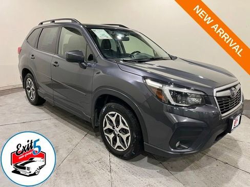 Used 2021 Subaru Forester Premium AWD/4WD image 1
