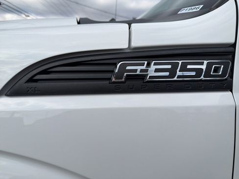 Used 2015 Ford F350 XL w/ Power Equipment Group image 16