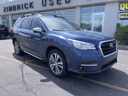 Used 2019 Subaru Ascent Touring w/ Popular Package #3 AWD/4WD image 2