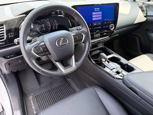 Used 2024 Lexus NX 350 AWD image 9