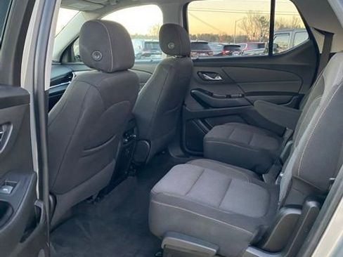 Used 2019 Chevrolet Traverse LT w/ LPO, Floor Liner Package image 8