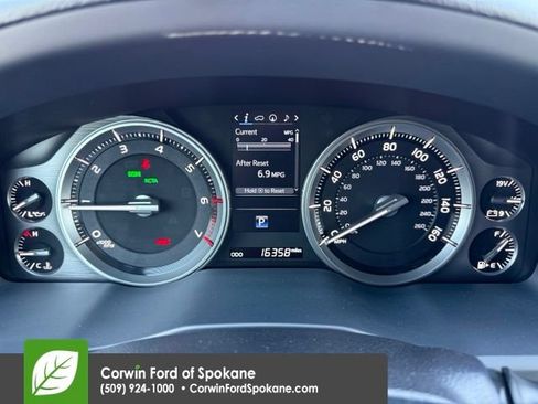 Used 2021 Toyota Land Cruiser Heritage Edition AWD/4WD image 28