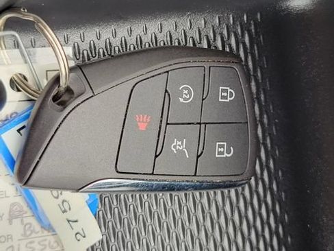 Used 2026 GMC Terrain AT4 w/ Convenience Package III AWD/4WD image 9