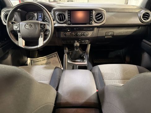 Used 2021 Toyota Tacoma TRD Off-Road AWD/4WD image 22