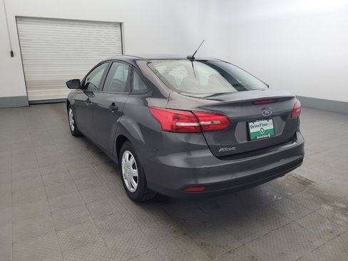 Used 2017 Ford Focus S FWD image 5