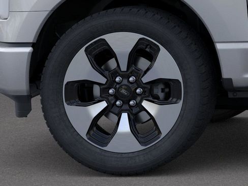 New 2025 Ford F150 Lightning Platinum AWD/4WD image 19