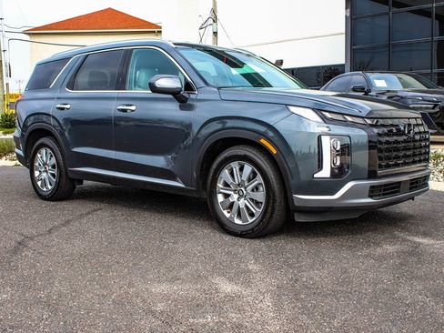 Used 2025 Hyundai Palisade SEL AWD/4WD image 3