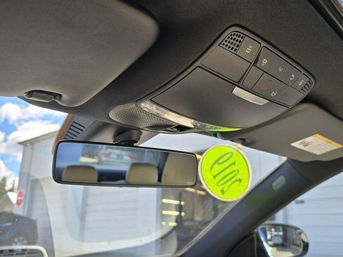 Used 2019 Mercedes-Benz E 300 image 28