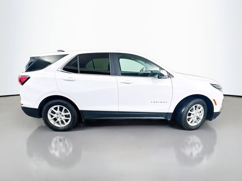 Used 2024 Chevrolet Equinox LT image 8