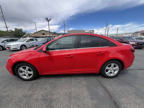 Used 2016 Chevrolet Cruze LT FWD image 8