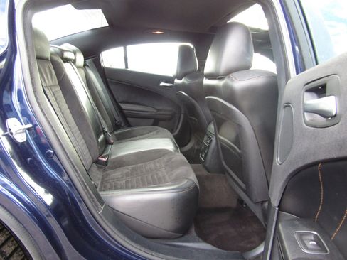 Used 2017 Dodge Charger R/T image 12