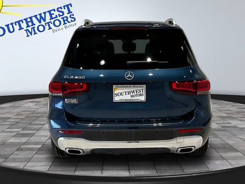 Used 2022 Mercedes-Benz GLB 250 image 5