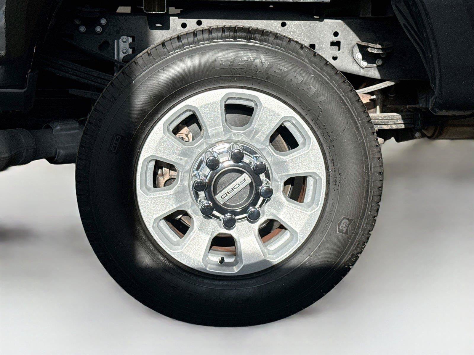 Used 2023 Ford F350 XLT w/ 360-Degree Camera Package AWD/4WD image 28
