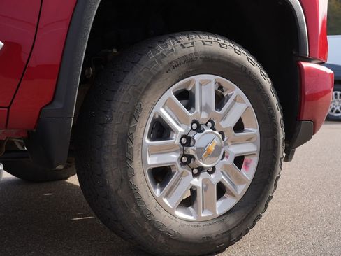 Used 2025 Chevrolet Silverado 3500 High Country w/ High Country Premium Package AWD/4WD image 32