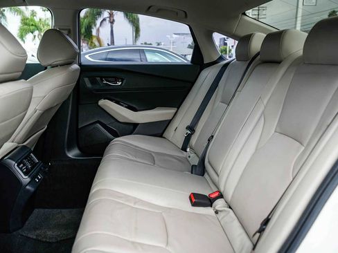 Used 2023 Honda Accord Touring image 18