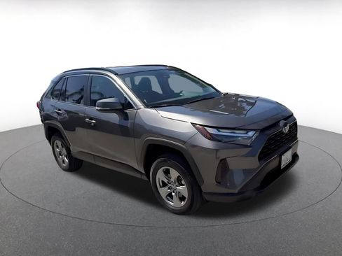 Used 2025 Toyota RAV4 XLE w/ Convenience Package AWD/4WD image 2
