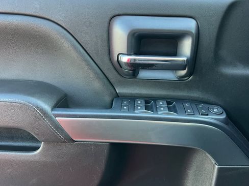 Used 2017 Chevrolet Silverado 1500 LT w/ All Star Edition image 15