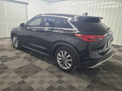 Used 2019 INFINITI QX50 Luxe w/ Navigation Package AWD/4WD image 9
