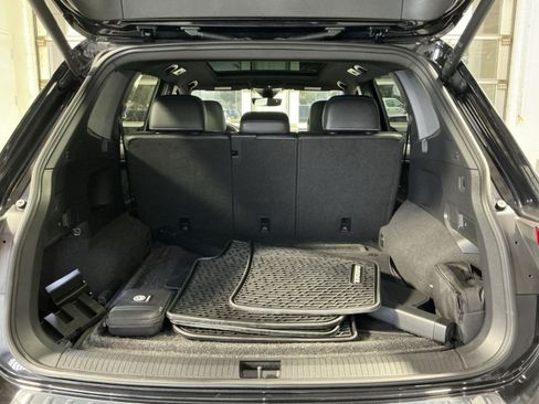 Used 2022 Volkswagen Tiguan SEL R-Line AWD/4WD image 26