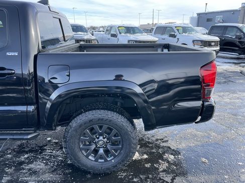 Used 2023 Toyota Tacoma SR5 image 31