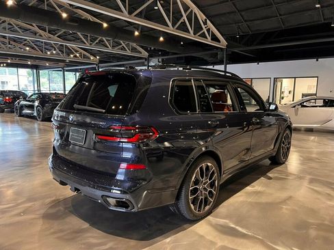 Used 2024 BMW X7 xDrive40i w/ M Sport Package image 5