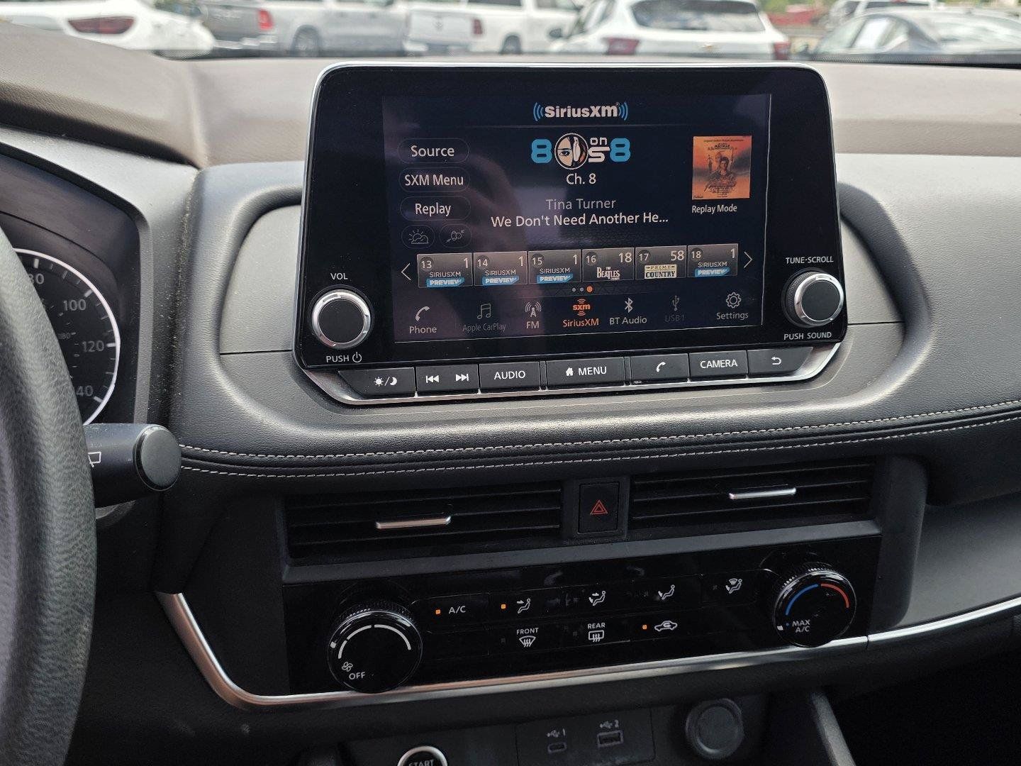 Used 2023 Nissan Rogue S FWD image 15