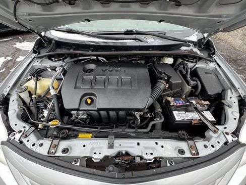 Used 2012 Toyota Corolla LE image 7