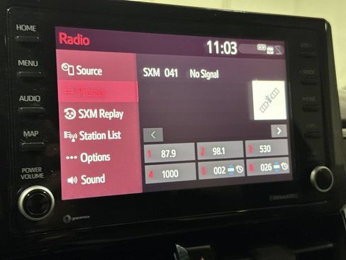 Used 2022 Toyota Corolla LE FWD image 14