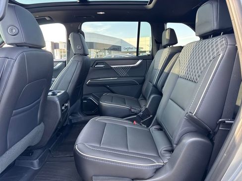 New 2026 GMC Acadia Denali w/ Super Cruise Package AWD/4WD image 13