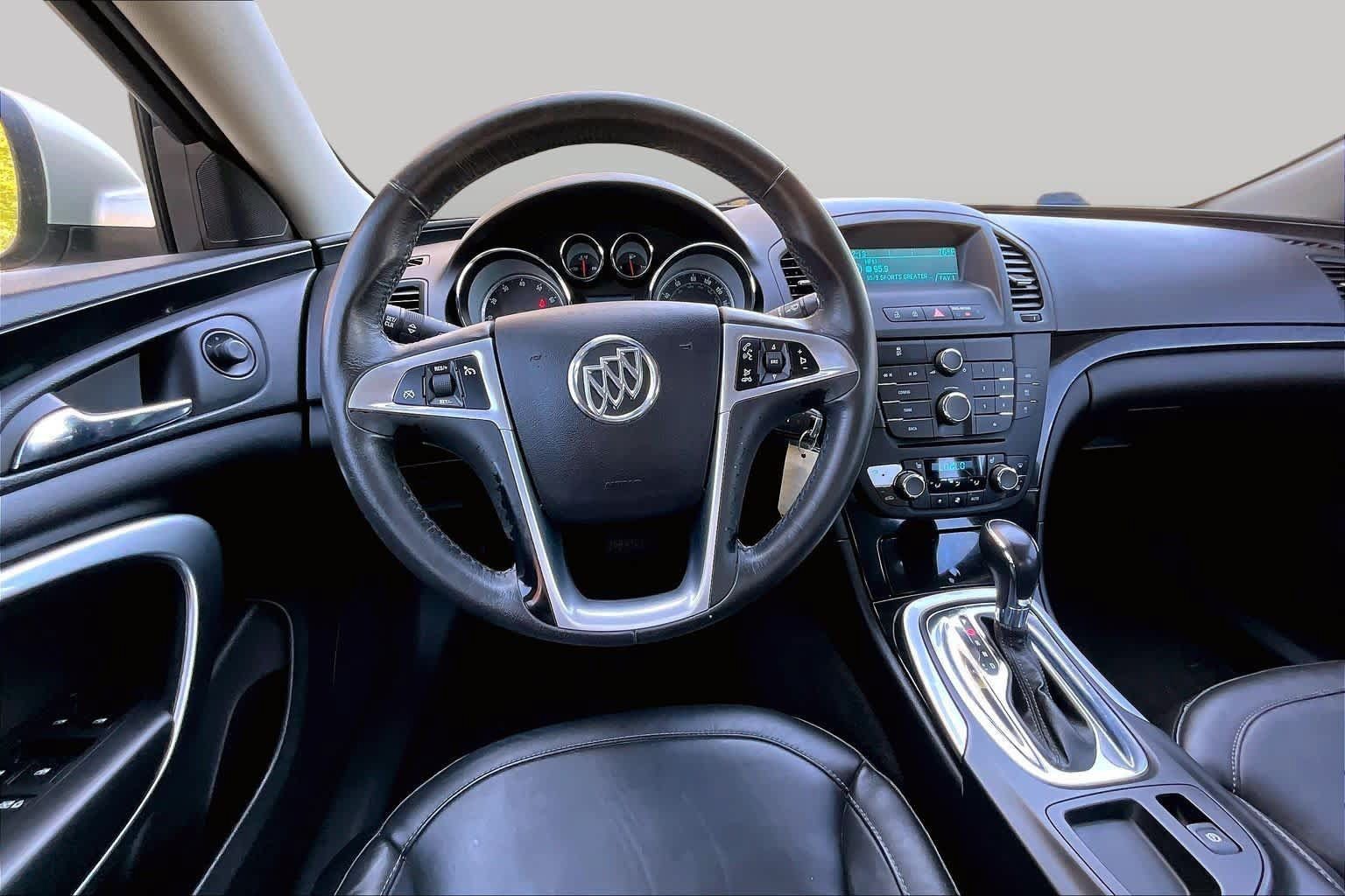 Used 2011 Buick Regal CXL FWD image 5