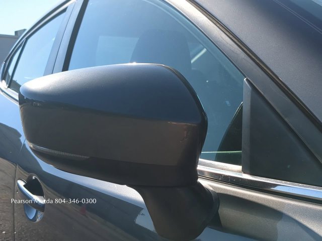 Used 2018 MAZDA MAZDA3 Touring FWD image 12
