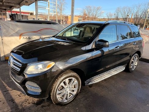 Used 2016 Mercedes-Benz GLE 350 4MATIC w/ Premium Package image 8