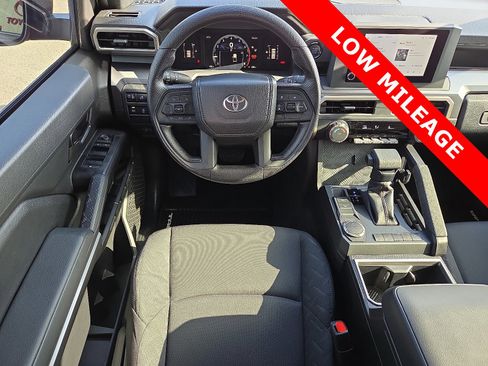 Used 2025 Toyota Tacoma SR5 image 11