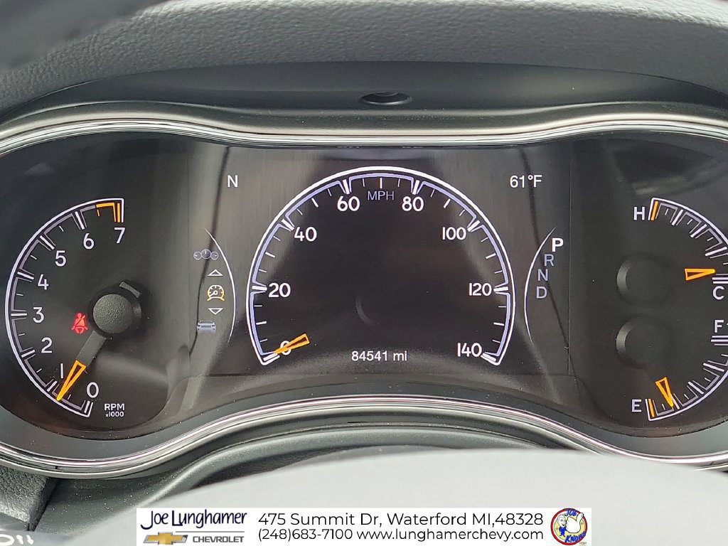 Used 2020 Jeep Grand Cherokee Laredo AWD/4WD image 12
