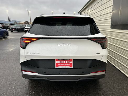New 2026 Kia Sportage AWD Hybrid image 5