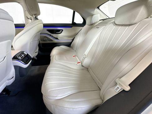 Used 2023 Mercedes-Benz S 500 4MATIC image 22