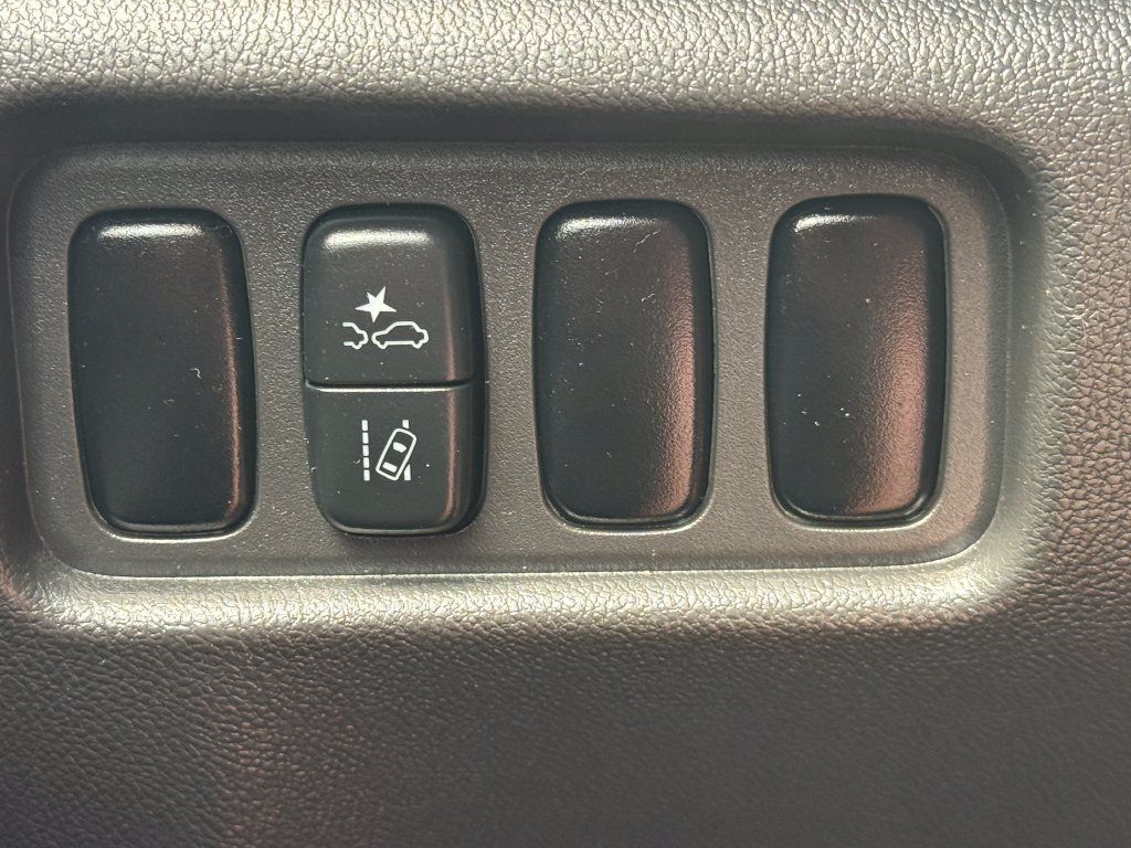 Used 2021 Mitsubishi Outlander Sport Black Edition AWD/4WD image 2
