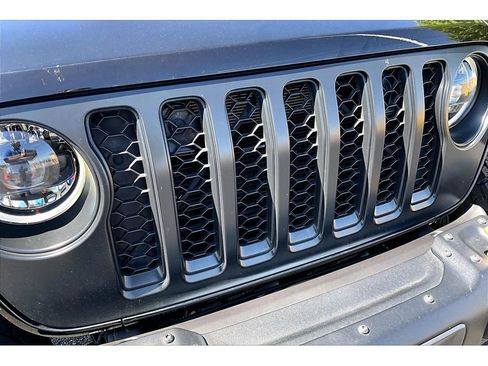 Certified 2023 Jeep Wrangler Unlimited Rubicon 392 w/ Trailer Tow Package AWD/4WD image 31