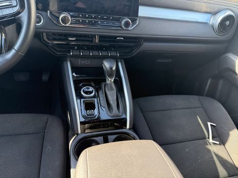 Used 2023 Chevrolet Colorado LT w/ LT Convenience Package II image 11