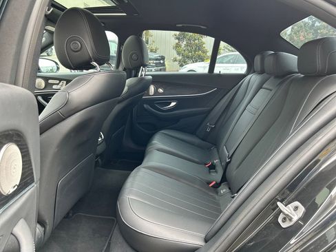 Used 2022 Mercedes-Benz E 350 Sedan image 13