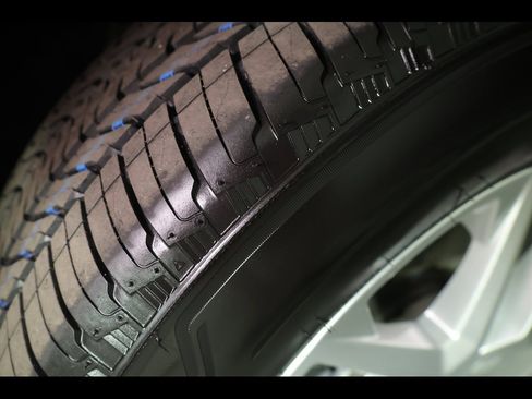 Used 2024 Chevrolet Equinox LT image 5